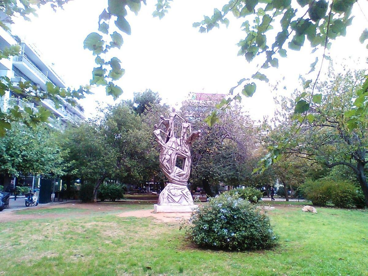 Tranquil Central Apt, Behind Athens Caravel Area Экстерьер фото