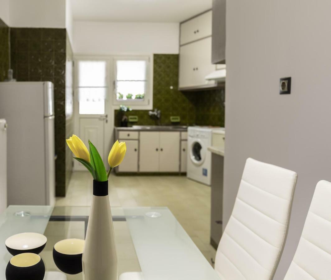Tranquil Central Apt, Behind Athens Caravel Area Экстерьер фото