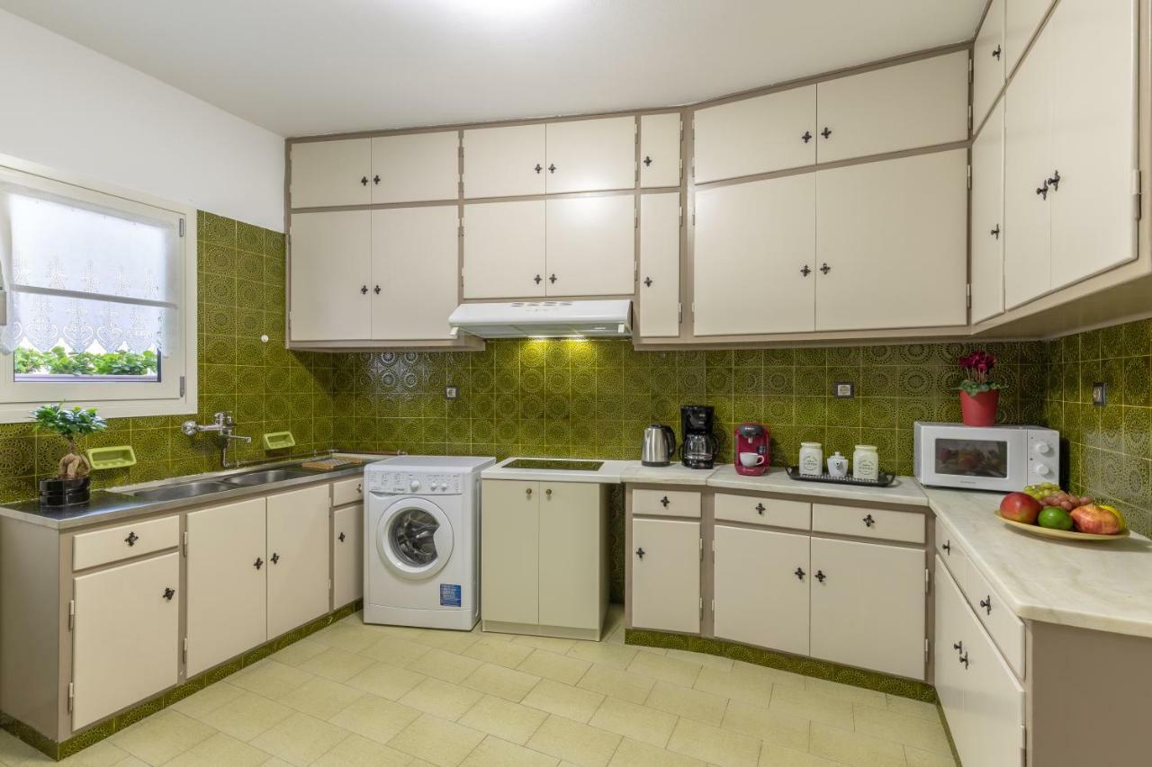 Tranquil Central Apt, Behind Athens Caravel Area Экстерьер фото